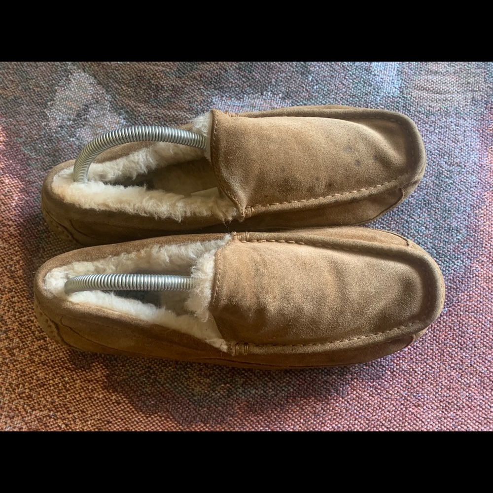 Ugg slippers